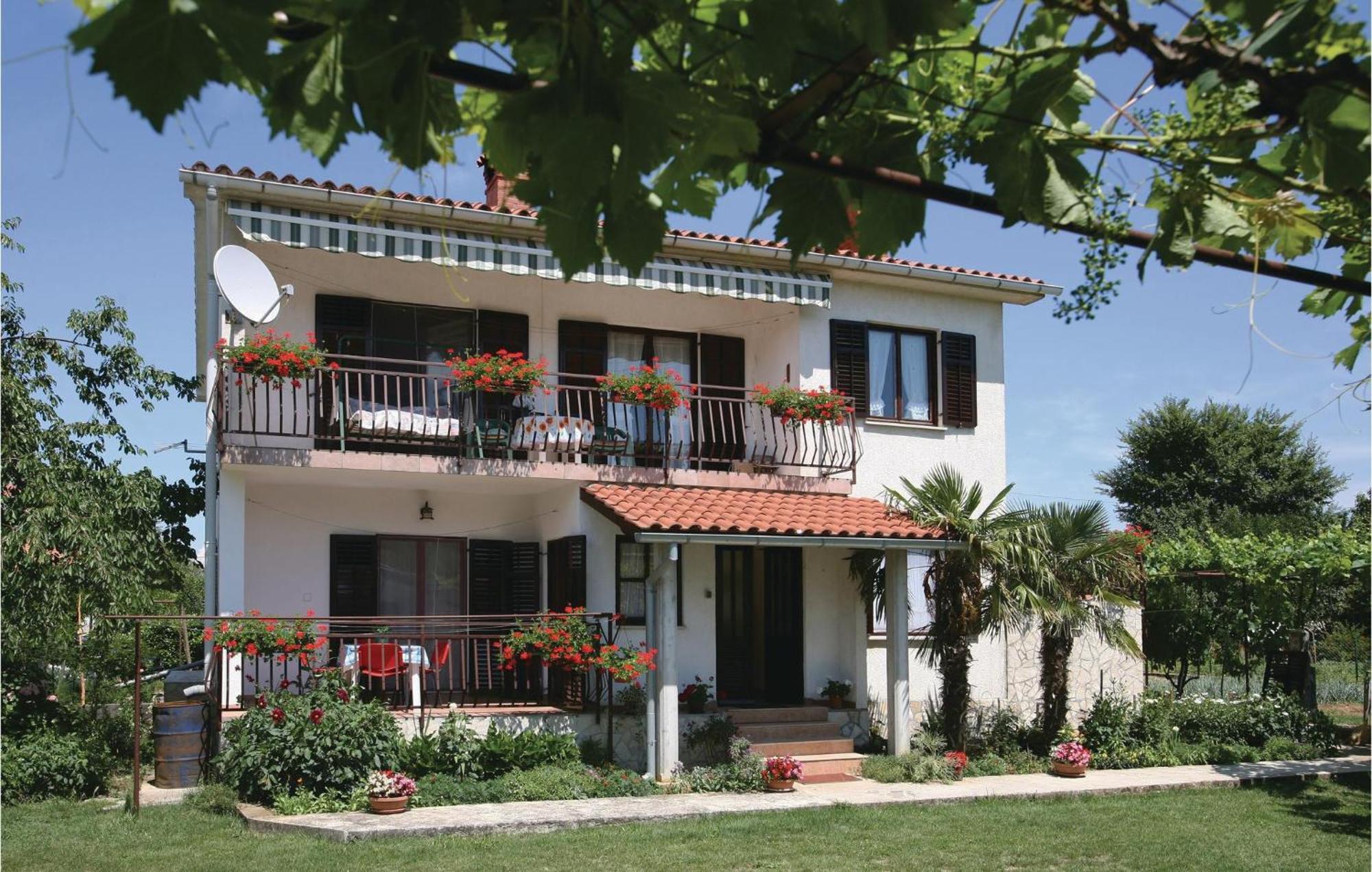 Awesome Apartment In Labin With Wifi Raša Eksteriør bilde
