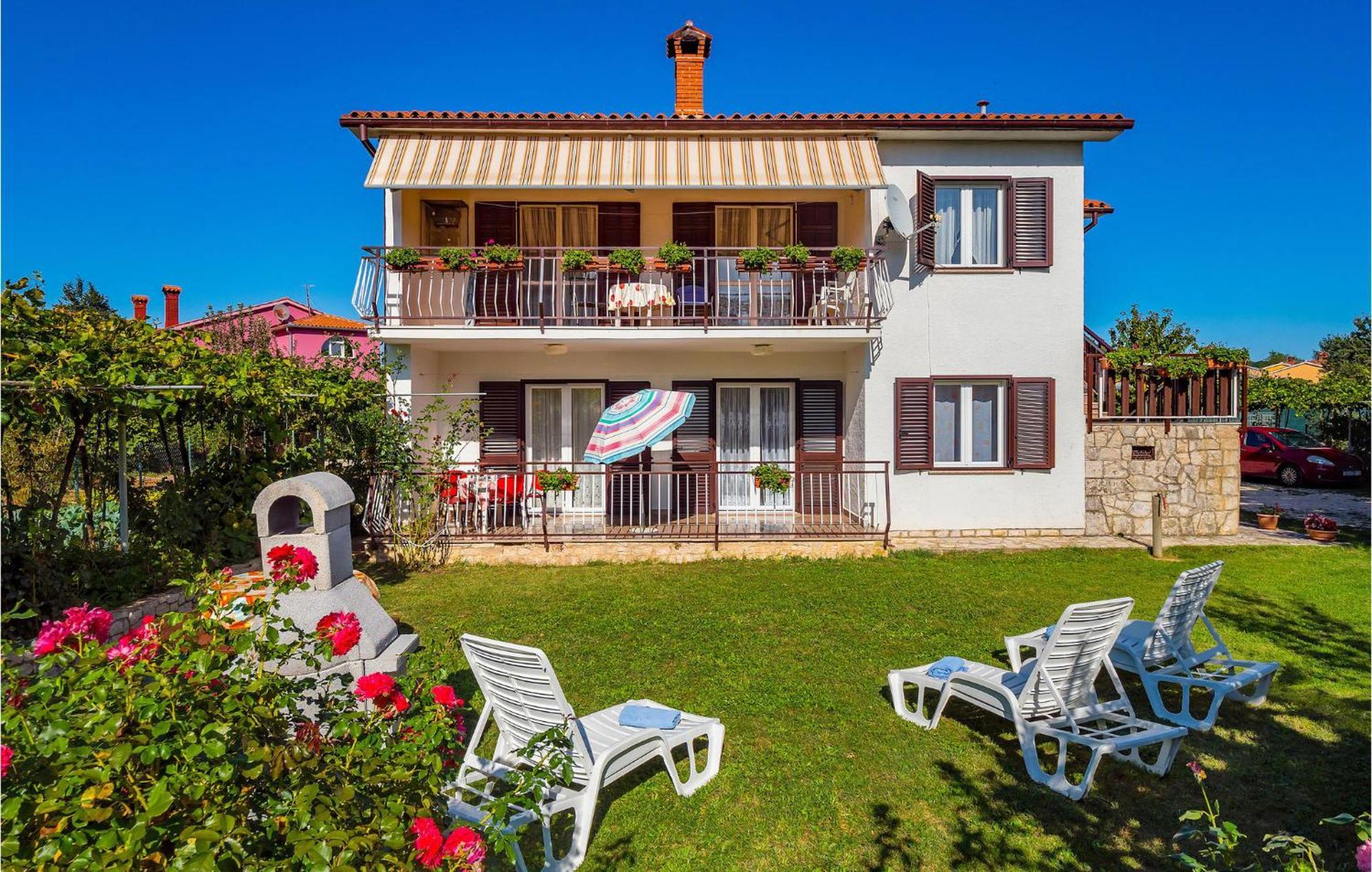 Awesome Apartment In Labin With Wifi Raša Eksteriør bilde